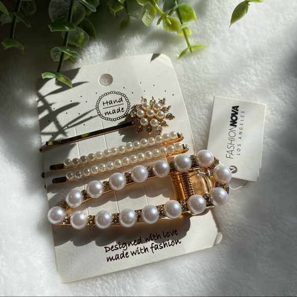 Think of Us Hair Clip Set - Gold - Fashion Nova - Picture 4 of 6